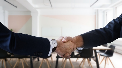 Ritualul care îți va aduce job-ul mult visat în 2025! Ai nevoie de doar două ingrediente simple din bucătărie