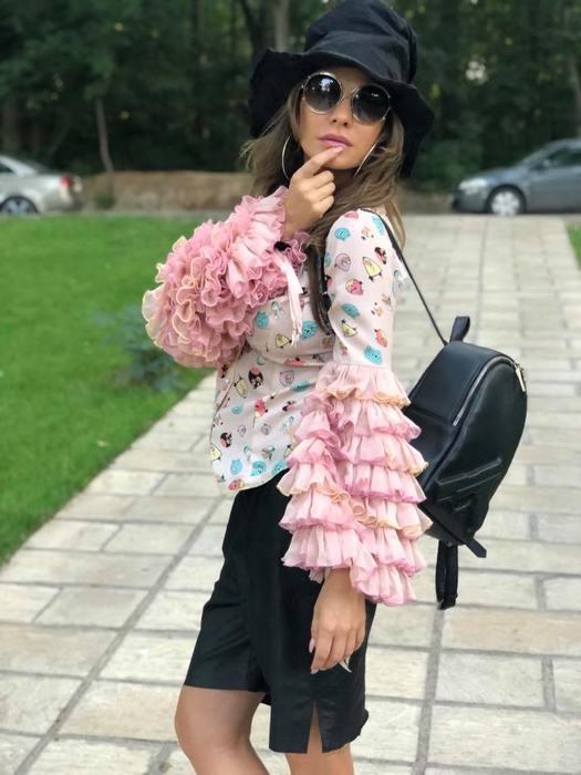 Anna Lesko s-a pozat topless în oglindă, iar fanii au jignit-o: “Oricât ai incerca să schimbi mentalitatea unei…”