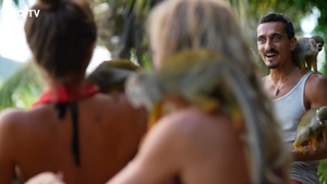 Scene şoc la Survivor România! I-a desfăcut sutienul, în direct. Reacţie fabuloasă a lui Marian Drăgulescu: "Aoleu"