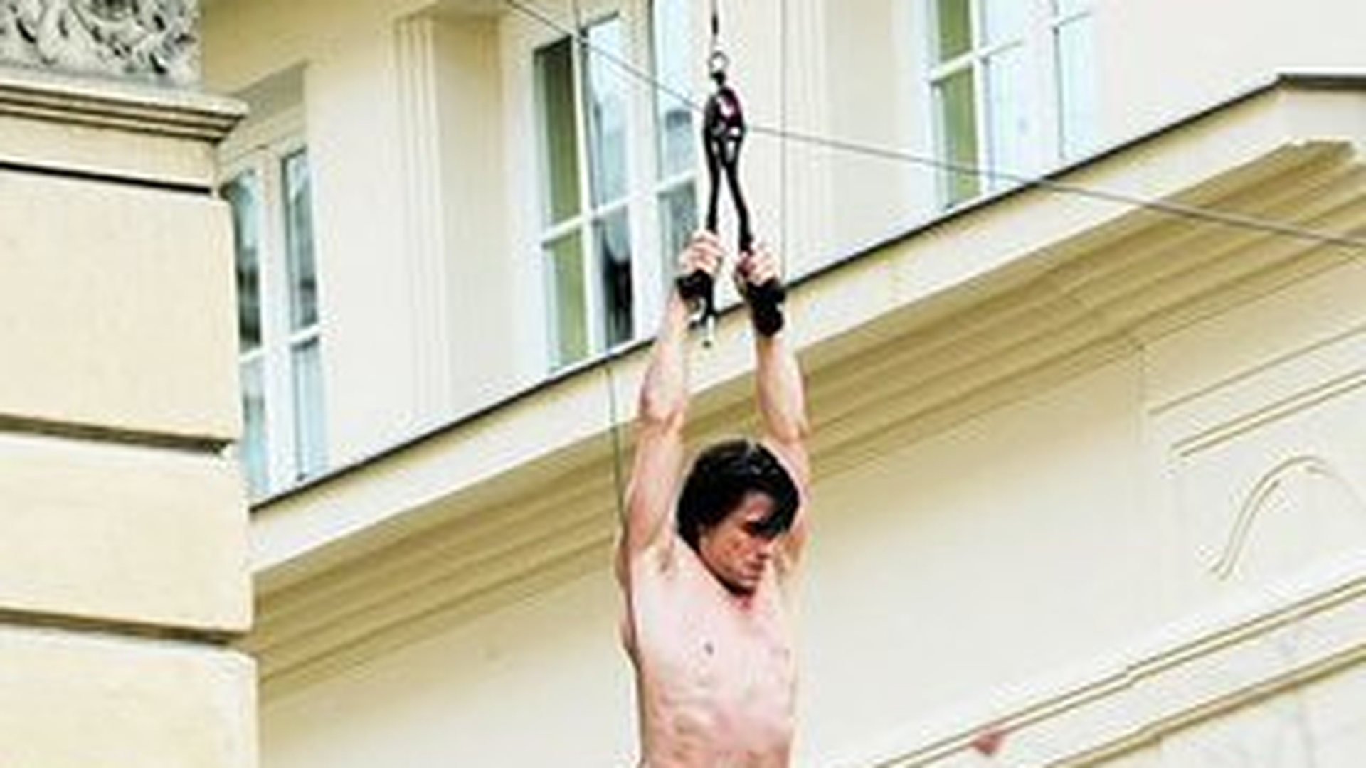 Tom Cruise in actiune