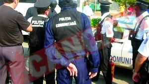 Politistii din Barlad nu mai au voie sa scuipe seminte