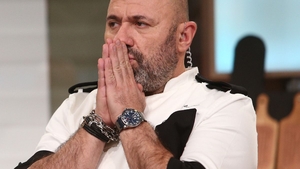 Veste cumplită în miez de noapte pentru Cătălin Scărlătescu. Juratul de la Chefi la Cuțite a rămas fără cuvinte când a aflat cine este concurentul de 3 puncte