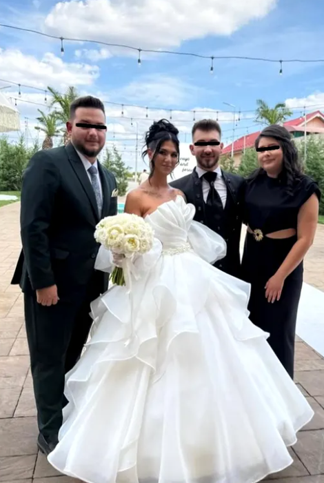 Detaliul halucinant de la nunta Lalei, ex-ispita de la Insula Iubirii! A cui ar fi rochia de mireasă purtată de brunetă