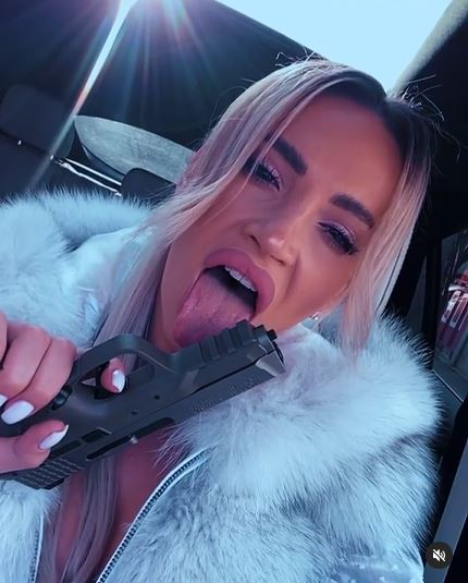 Înregistrări audio & video în premieră națională! Super-scandal între Bianca Drăgușanu și fosta soție a lui Alex Bodi