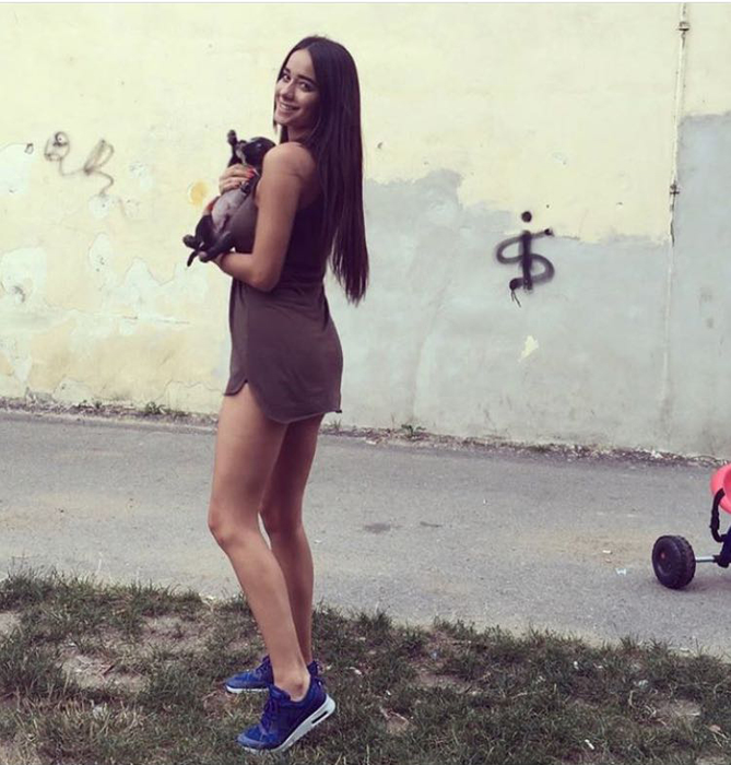 Larisa iubeşte animalele de companie