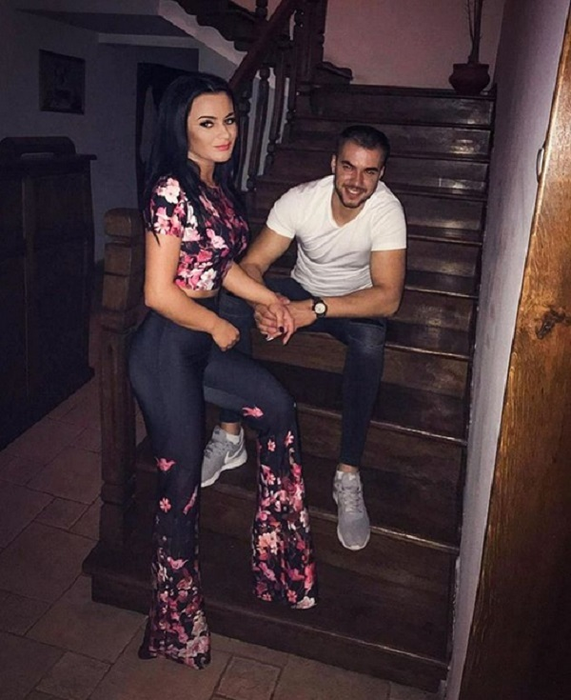 Cel mai îndrăgit cuplu de muzică populară a făcut nunta de curând, dar acum se desparte!?! „Am încetat să iubesc”! Mesajul artistei a speriat pe toată lumea