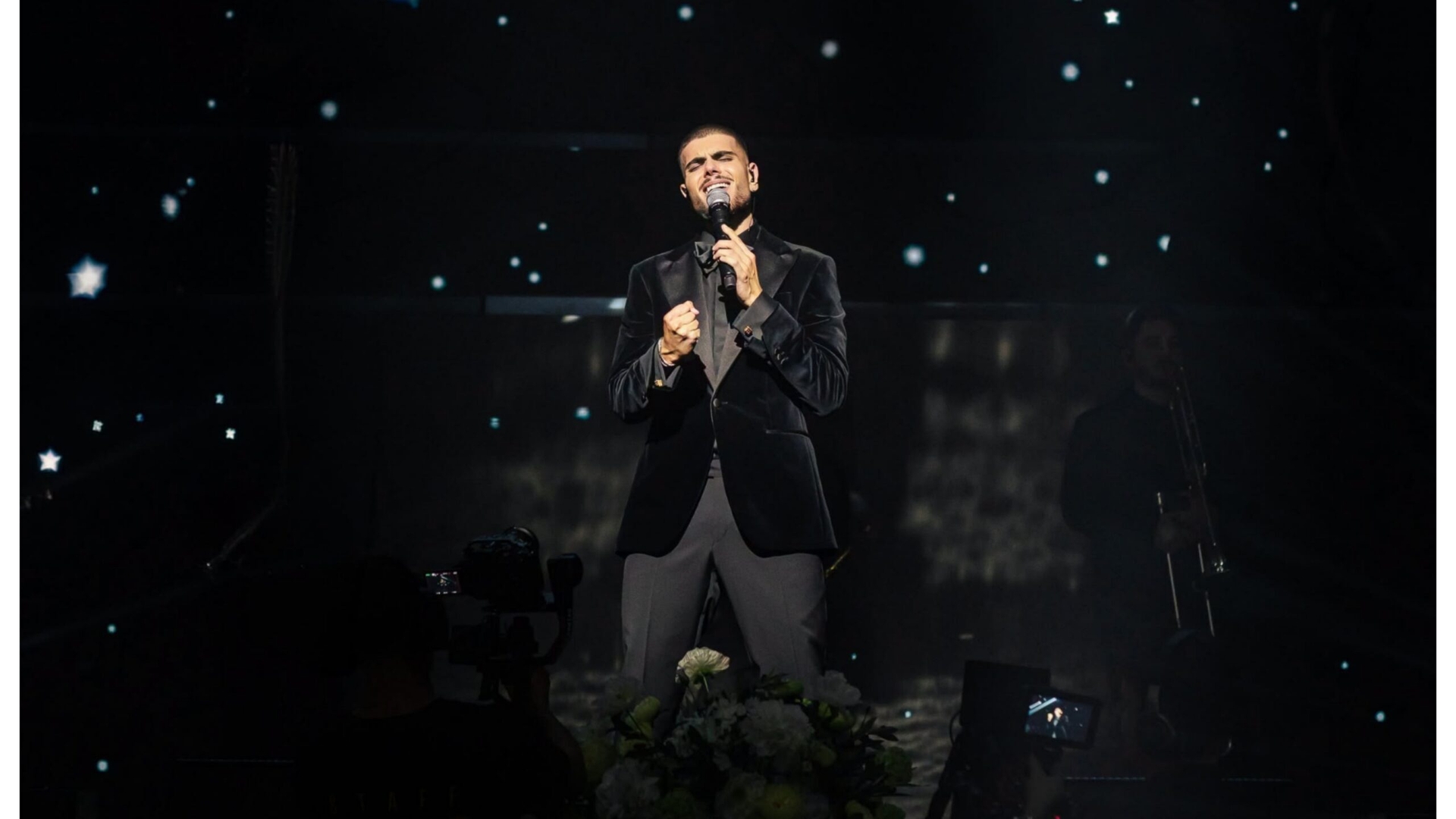 Andrei Bănuță, gest în memoria mamei sale la concertul de la Sala Palatului. Artistul a emoționat publicul