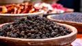 Soluţii naturale ANTI-INSECTE. Cum scăpăm de muşte, ţânţari, furnici și gândaci pe timp de vară?