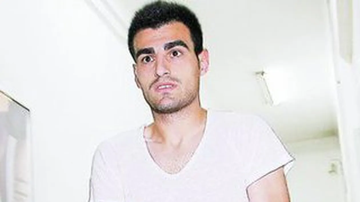 Operatia de la genunchiul stang i s-a infectat. Hristu Chiacu, la un pas de septicemie!