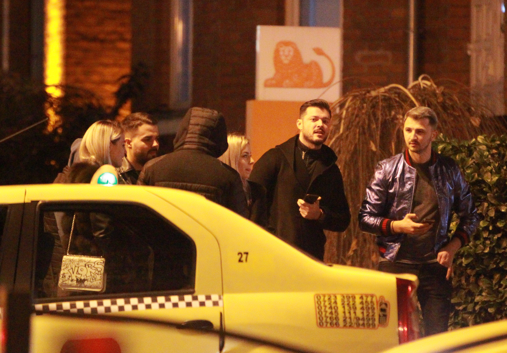 După petrecerea de la LOFT, Victor Slav a plecat singurel spre casă