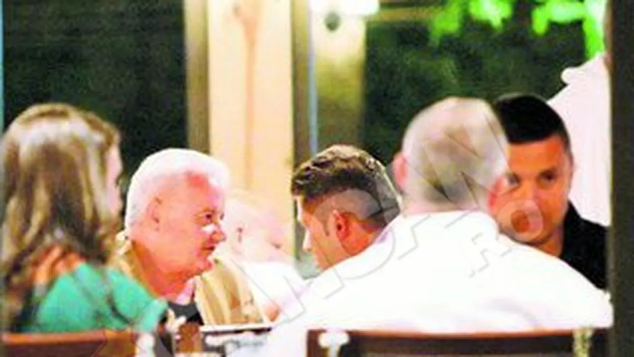 Irinel Columbeanu a dus-o pe Irina la ziua de nastere a unei prietene! A tinut-o langa el pana aproape de miezul noptii