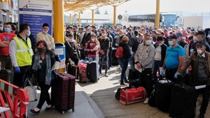Lista actualizată a ţărilor pentru care se impune carantina la revenirea în România