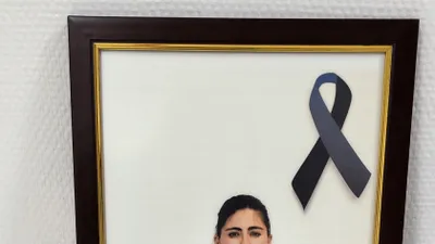 Ultimele clipe ale asistentei de 23 de ani care a murit la locul de muncă. O colegă a prins-o în brațe în momentul în care a început să își piardă cunoștința