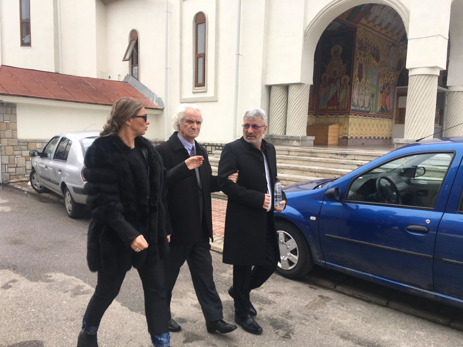 Laurențiu Reghecampf și-a condus tatăl pe ultimul drum