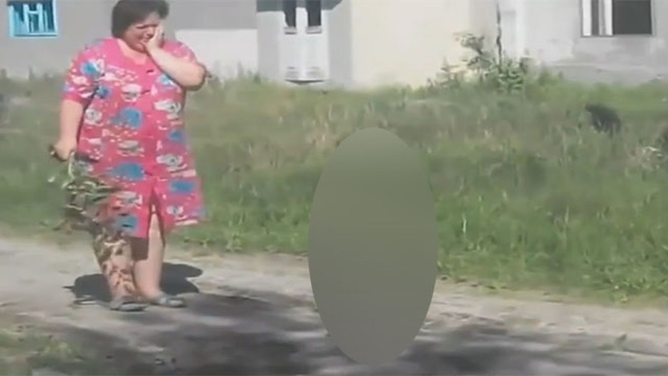 A lasat copiii afara la joaca, iar cand s-a intors a avut un soc! Aceasta mama nu si-a mai recunoscut micutii!