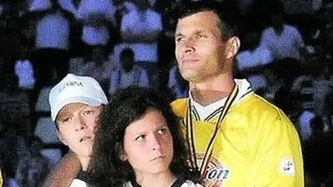 Antrenorul si viitorul lui patron au o relatie speciala. Motul nu a uitat ca a dormit cu Copos in aceeasi casa