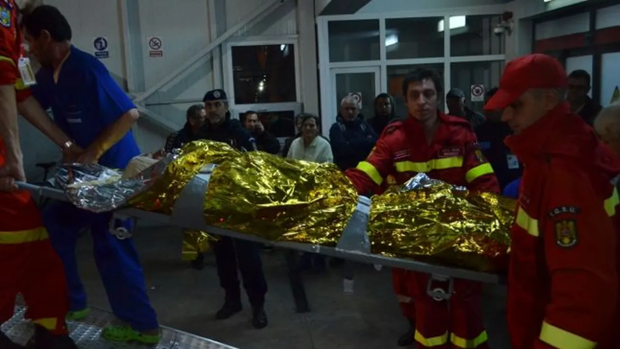 ULTIMA ORA! O femeie ranita in incendiul din Colectiv a murit in bratele mamei sale. Bilantul tragediei a ajuns la 56 de victime