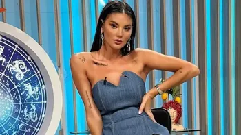 Apariție neașteptată la volan! Unde s-a dus Ramona Olaru îmbrăcată în costum de baie