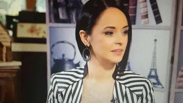 Are sau nu silicoane? ANDREEA MARIN a dat cărţile pe faţă într-o emisiune TV