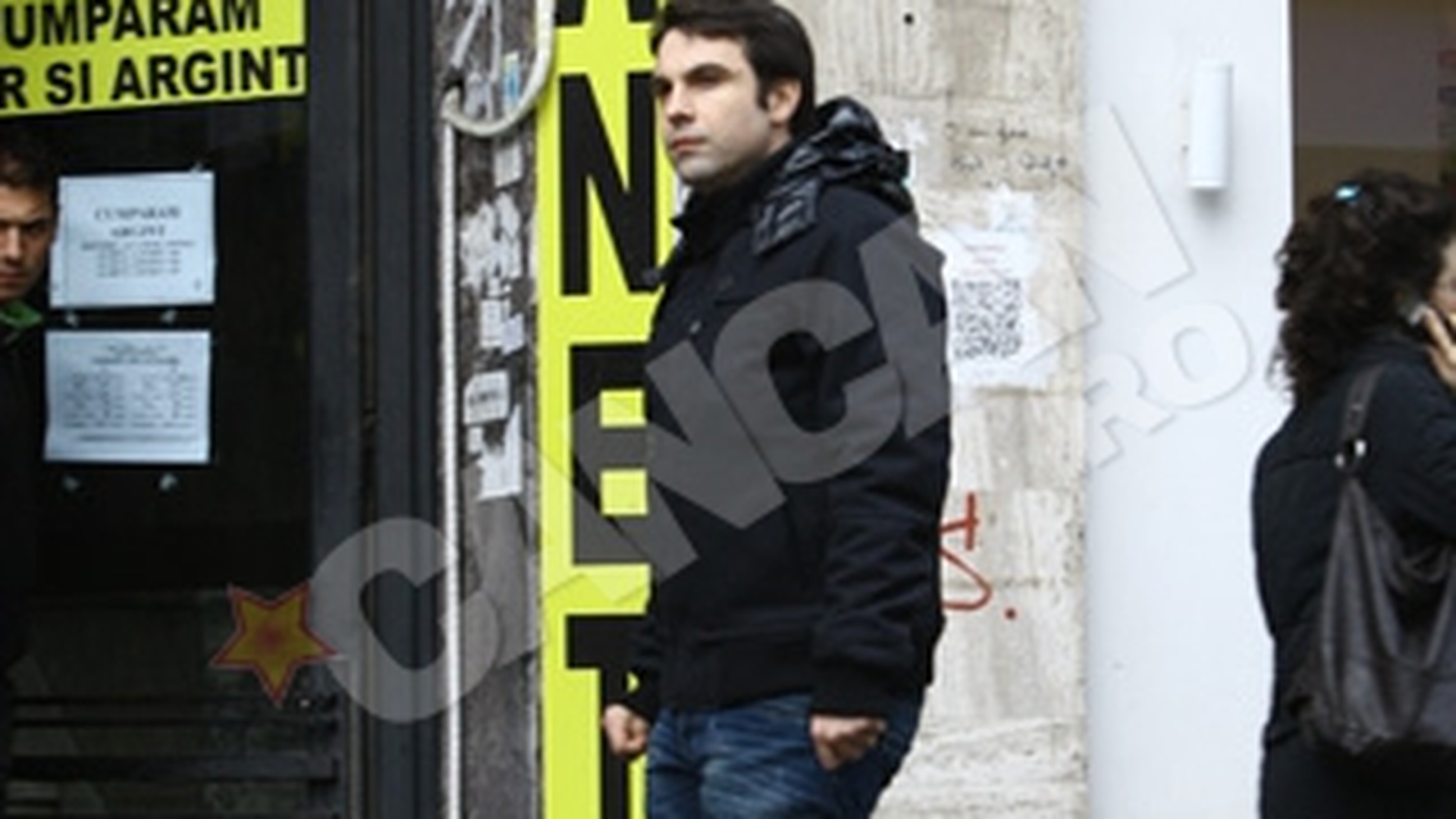 "E foame de bani" pentru Alexandru Papadopol! A vandut valuta intr-un exchange