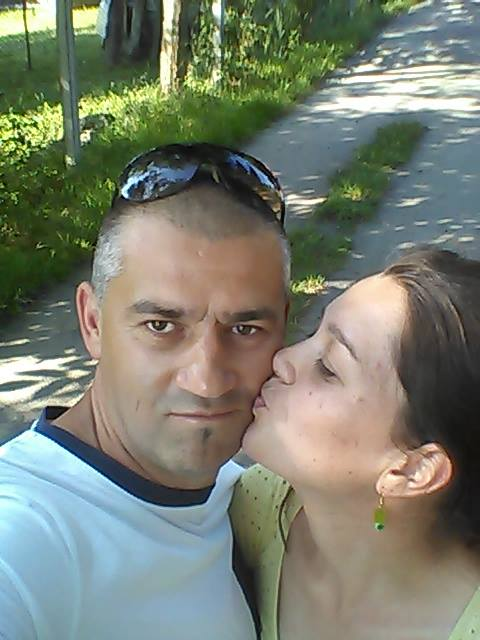 Caz șocant în Arad! Și-a înjunghiat soția în inimă, iar apoi s-a sinucis într-un accident