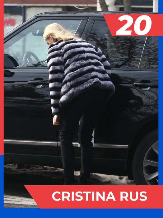 TOP 40 vedete care-și aranjează ”toate alea” în plină stradă.  Cine iese pe primul loc dintre Loredana Chivu, Andreea Bănică, Amna, Antonia sau Iulia Vântur