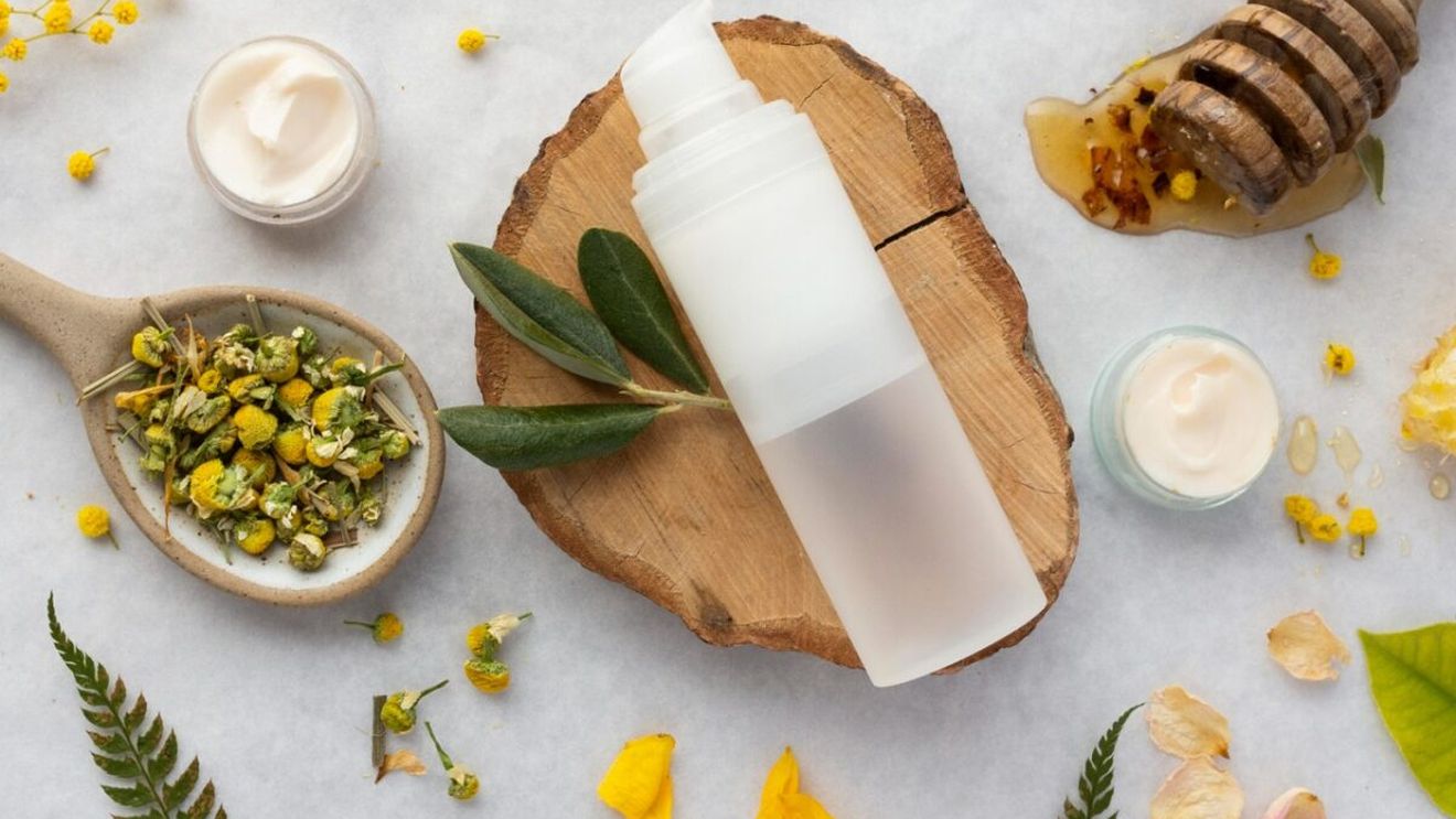 (P) Cosmetice BIO de marcă de pe NOTINO: Oferă pielii tale o îngrijire mai sănătoasă, de înaltă calitate!