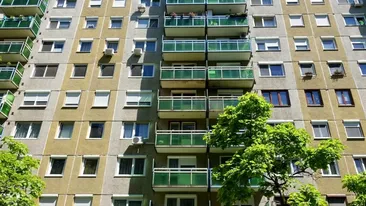 Cine trebuie să plătească reparațiile la bloc. Asociația sau locatarii?