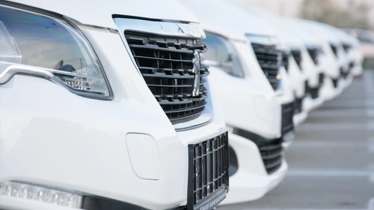 (P) Servicii de Mașini de Închiriat în București: Oportunități și Avantaje