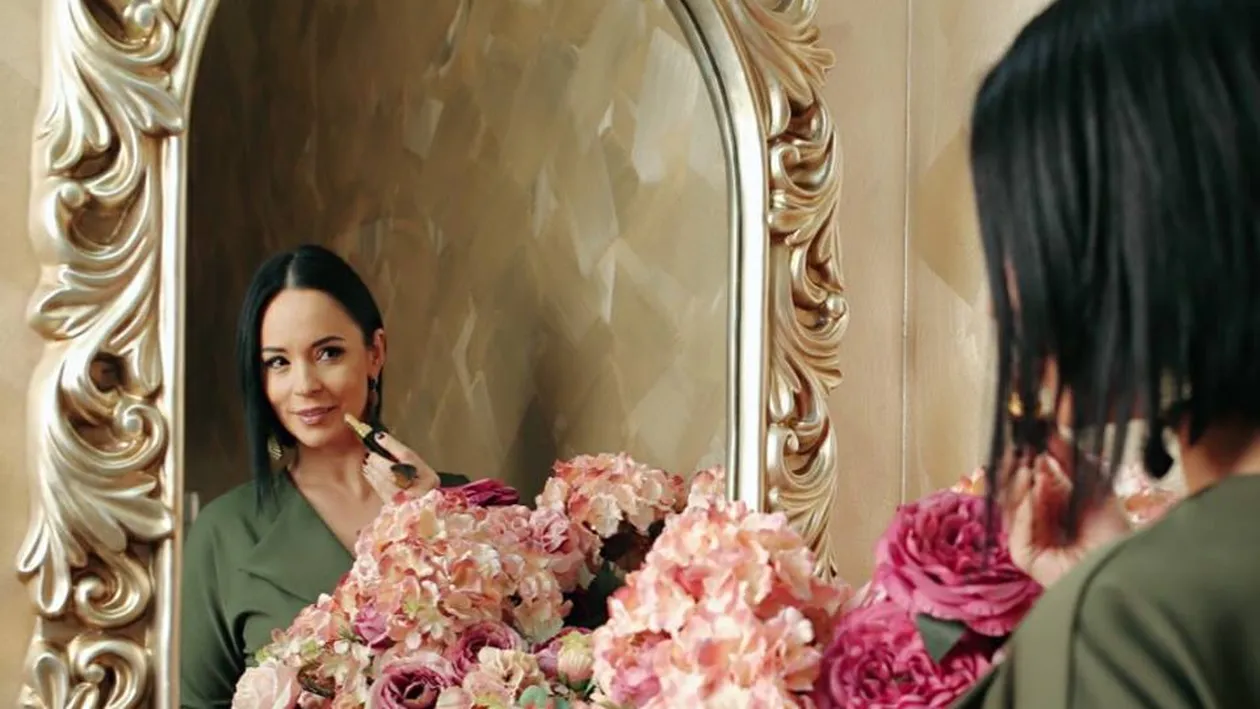 Andreea Marin a dat cărțile pe față! Ce spune vedeta despre presupusul inel de logodnă