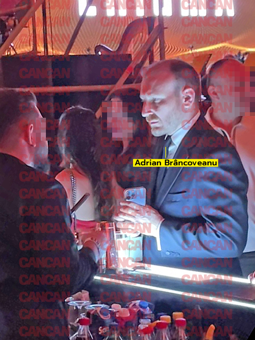 Iubitul Andreei Marin a avut grijă toată seara de o doamnă misterioasă (Foto: CANCAN.RO)
