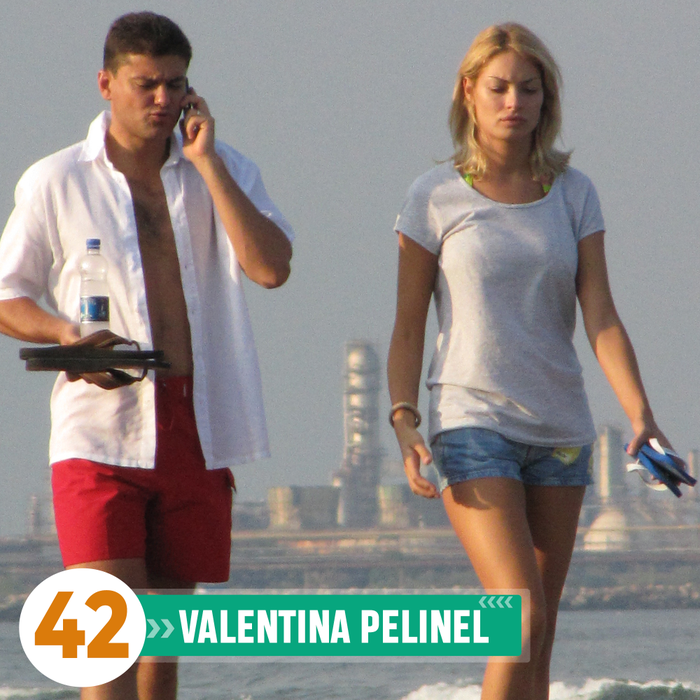 Top 50 „picioare de gazelă” în pantalonași minusculi. Pe ce locuri „se bat” Tania Budi, Gina Pistol și Adina de la Heaven