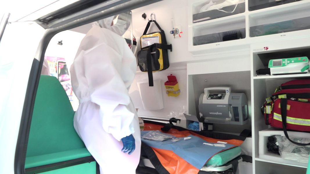 Primăria sectorului 1 a strâns sute de voluntari și a mers să împartă alimente la peste 500 de persoane. „Vom repeta acțiunea”