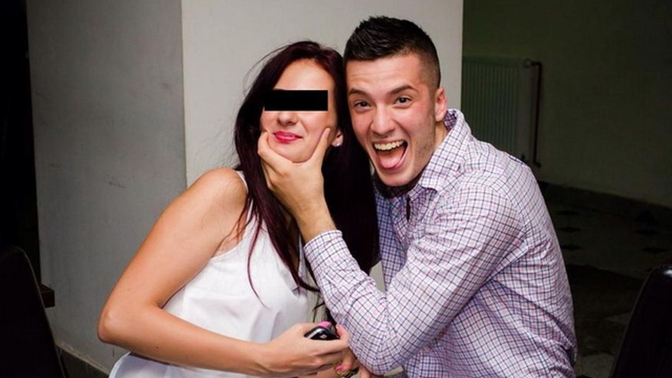 Abia a terminat liceul, dar deja este initiat in tehnicile masochismului! Ce face baiatul unui interlop celebru in dormitor!