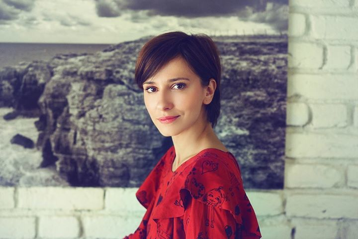Adela Popescu, în lacrimi. “Ca să înţelegeţi şi voi de ce…” Dana Rogoz este principal “vinovată”