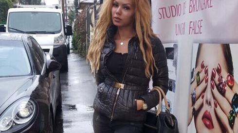 BEYONCE de România a apărut cu un nou look! Cum arată vedeta cu noua tunsoare