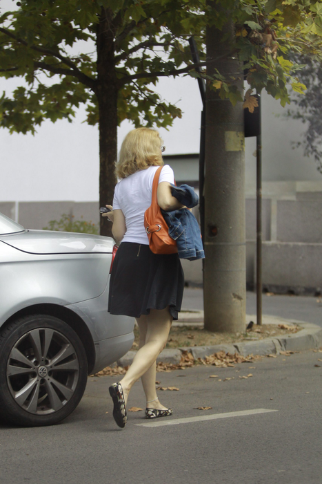Raluca Moianu este o femeie mereu grăbită: o așteaptă proiectele la care s-a înhămat, deloc puține
