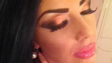 Andreea Podarescu, dupa ce i-a explodat sanul: Am dureri ingrozitoare, dar baba sufera la frumusete