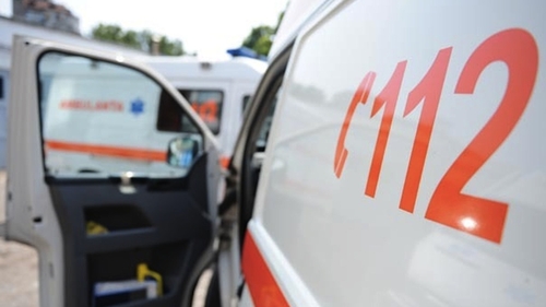 Coronavirus a ajuns pe litoral! O turistă de 28 de ani, suspectă de COVID-19, luată cu ambulanța de pe plajă