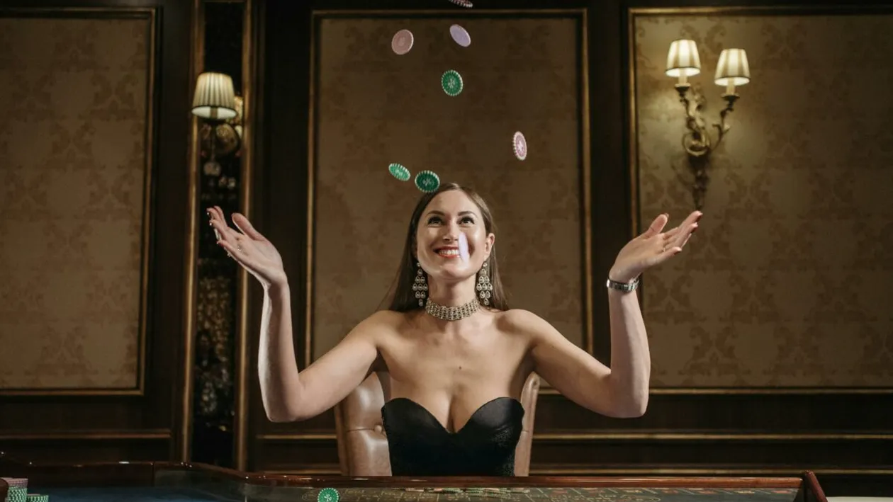 (P) Vlad, cel mai simpatic vampir din online, îți dă rotiri… și replici memorabile