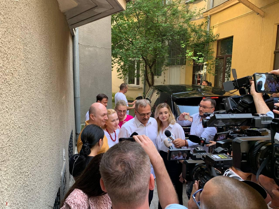 Codrin Ștefănescu, alături de Liviu Dragnea și de Irina, iubita fostului lider PSD
