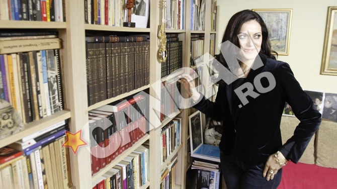 Lavinia Pintea nu mai are timp sa practice terapia prin bioenergie! Se pregateste sa-si deschida un cabinet medical la Craiova!