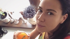 Dovada de narcisism a unei mame! Ce a fost in stare sa ii faca Andreea Moldovan fiicei sale pentru a "da" bine in poza