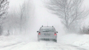 COD PORTOCALIU de vânt puternic şi zăpadă troienită: Care sunt judeţele vizate