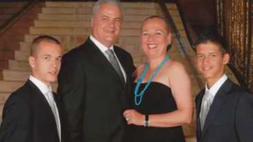 Aniversare la spital! Mihnea, fiul mai mic al lui Adrian Nastase, implineste azi 19 ani!