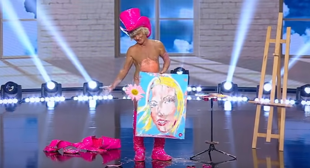 Imagini +18 la iUmor! Cum apare Delia Matache e fără precedent în televiziunea din România