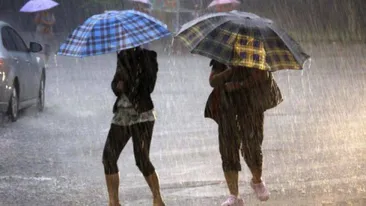 Ploi și vijelii la începutul verii. Și nu e doar atât! Cum va fi vremea în București