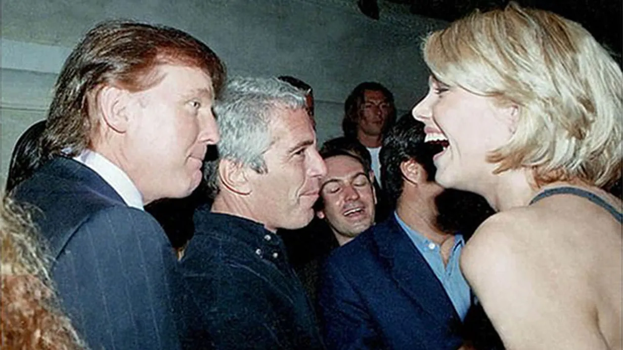 Adevărul despre pozele compromițătoare în care apare Donald Trump cu fetele lui Jeffrey Epstein! „Au fost transmise FBI-ului”