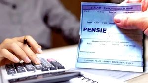 Pensionarii care au 3.000 de lei pe lună, dar vor fi scuțiti de CASS