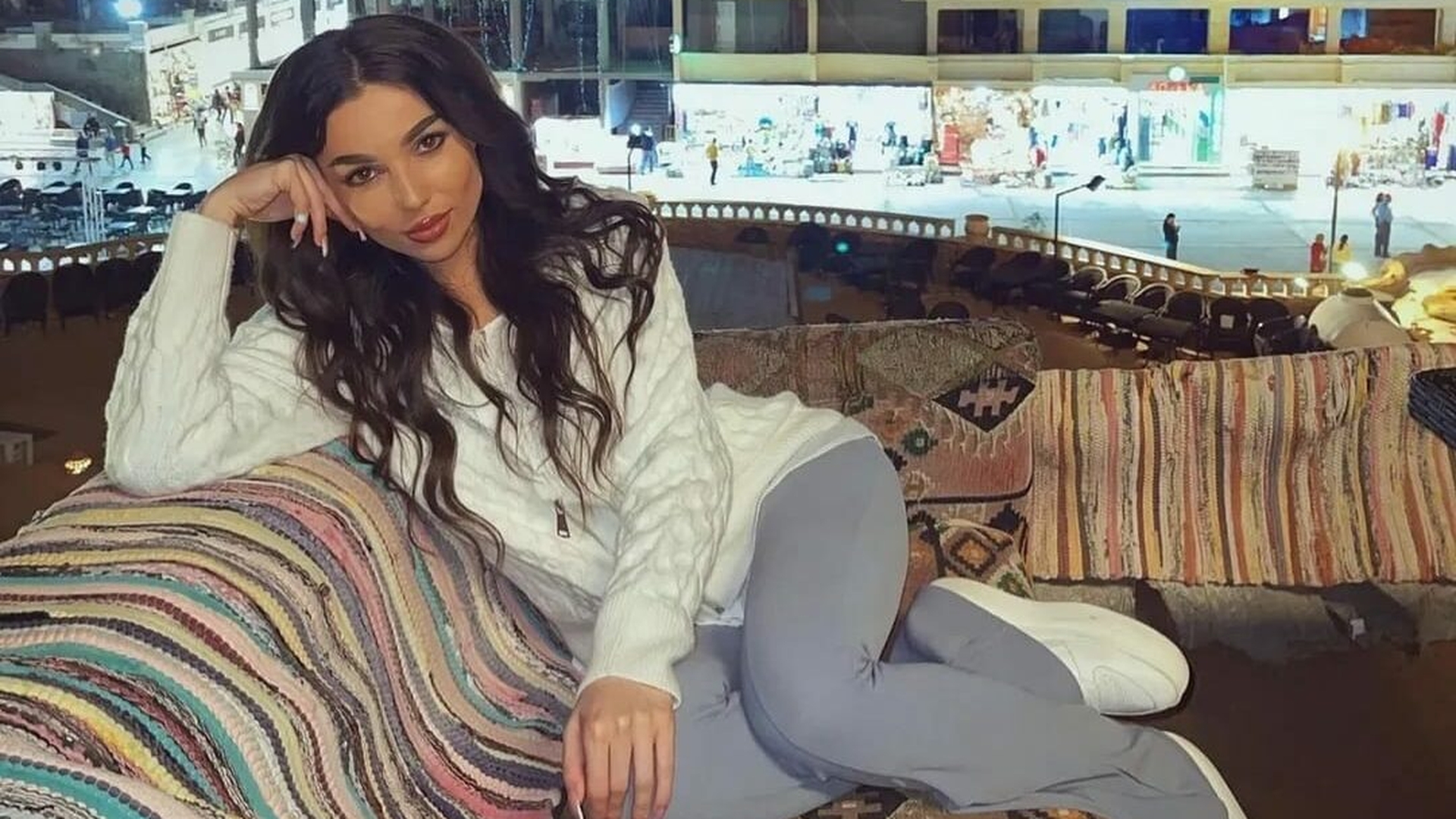 Shondy bifează încă o colaborare de succes! După Pepe si Alex Velea, a venit randul celor de la Mahala Rai Banda